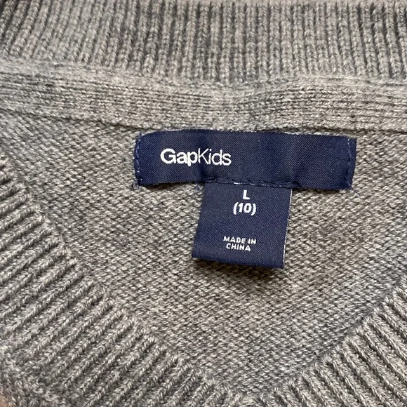 Gap Kids V Neck Sweater - Picture 3 of 6